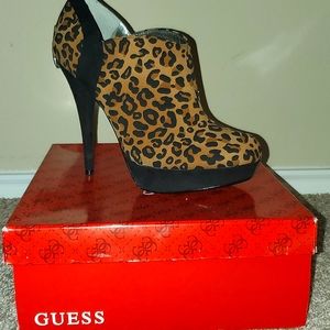 GUESS Leopard booties, size 8